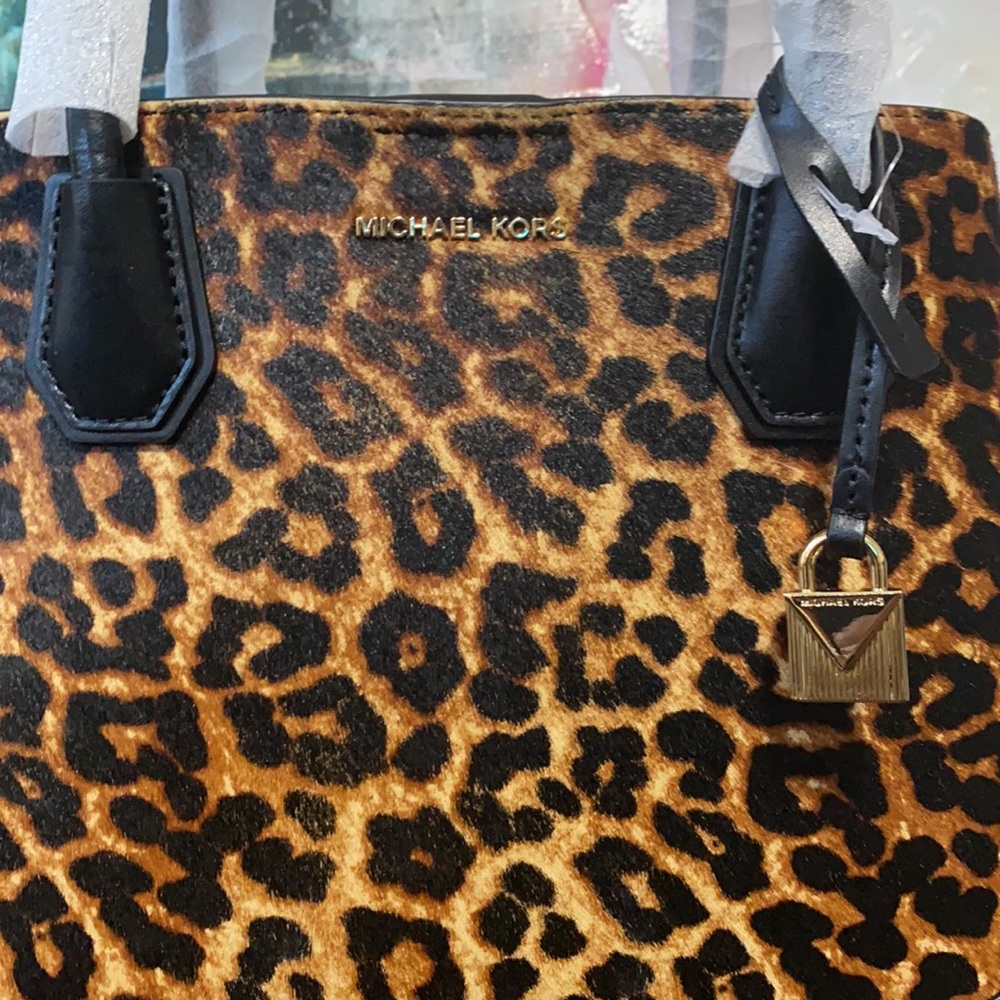 Michael Kors Mercer Gallery Leopard Calf Hair Satchel - Picture 4 of 12